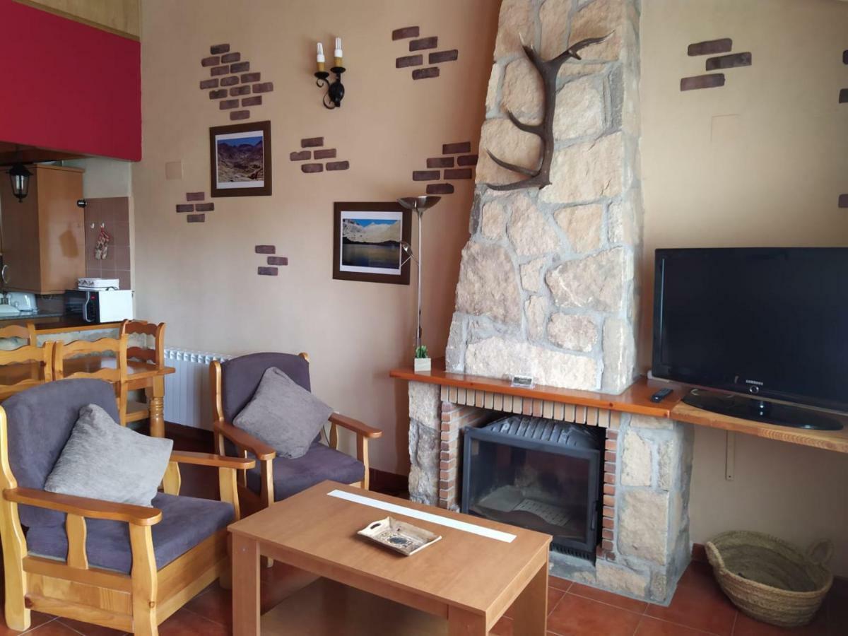Casa Rural Gredos San Martin de la Vega del Alberche Exterior foto